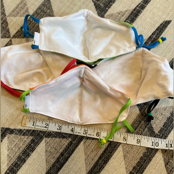 NEW Crayola Adult Halloween Masks (pack of 5) - Picture 3 of 6